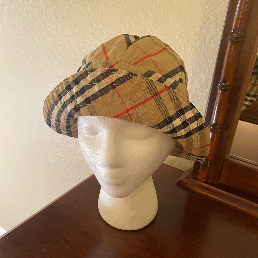 Burberry Bucket Hat Vintage